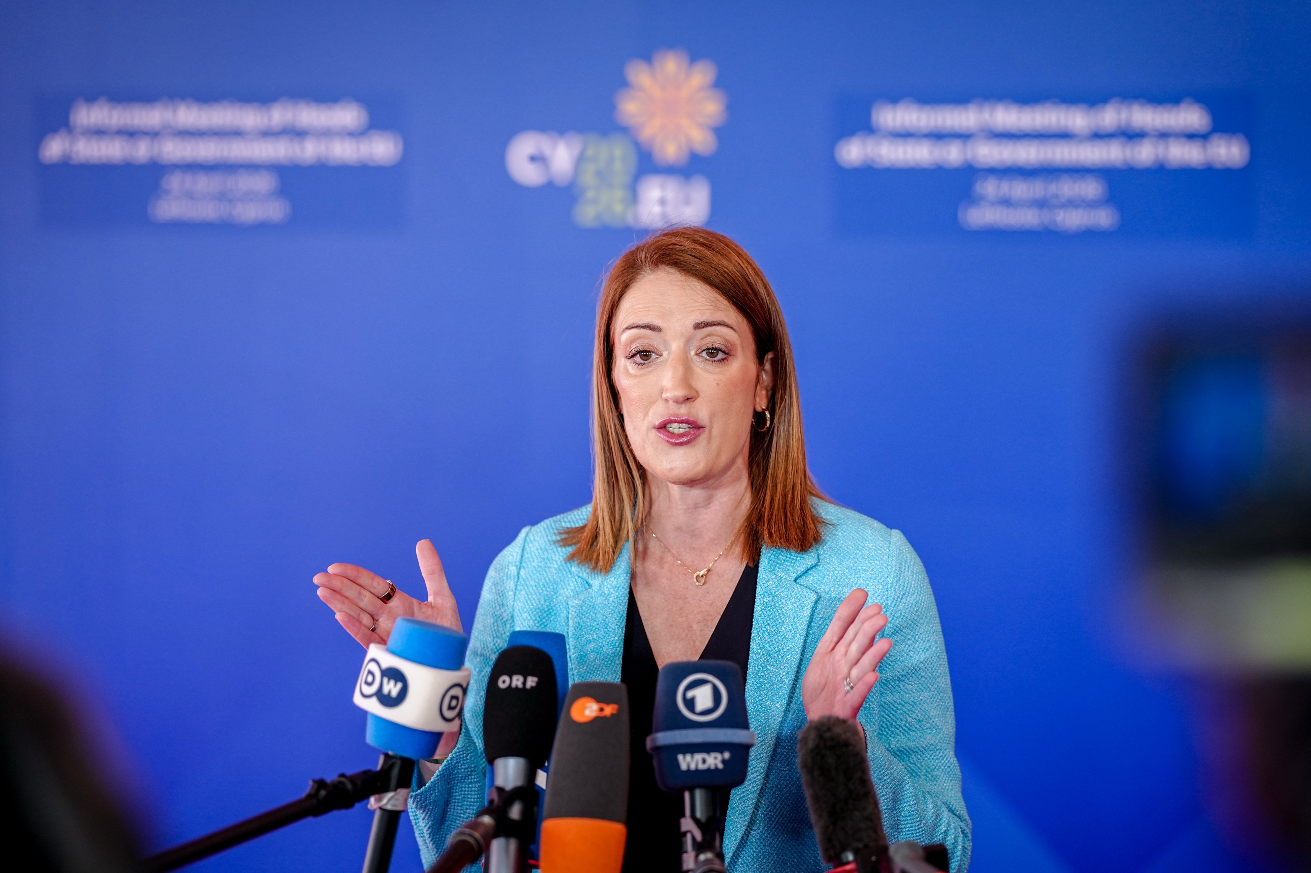 „UE trebuie să țină pasul cu Ucraina”: apelul Robertei Metsola către liderii europeni. Ce spune despre aderarea Republicii Moldova
