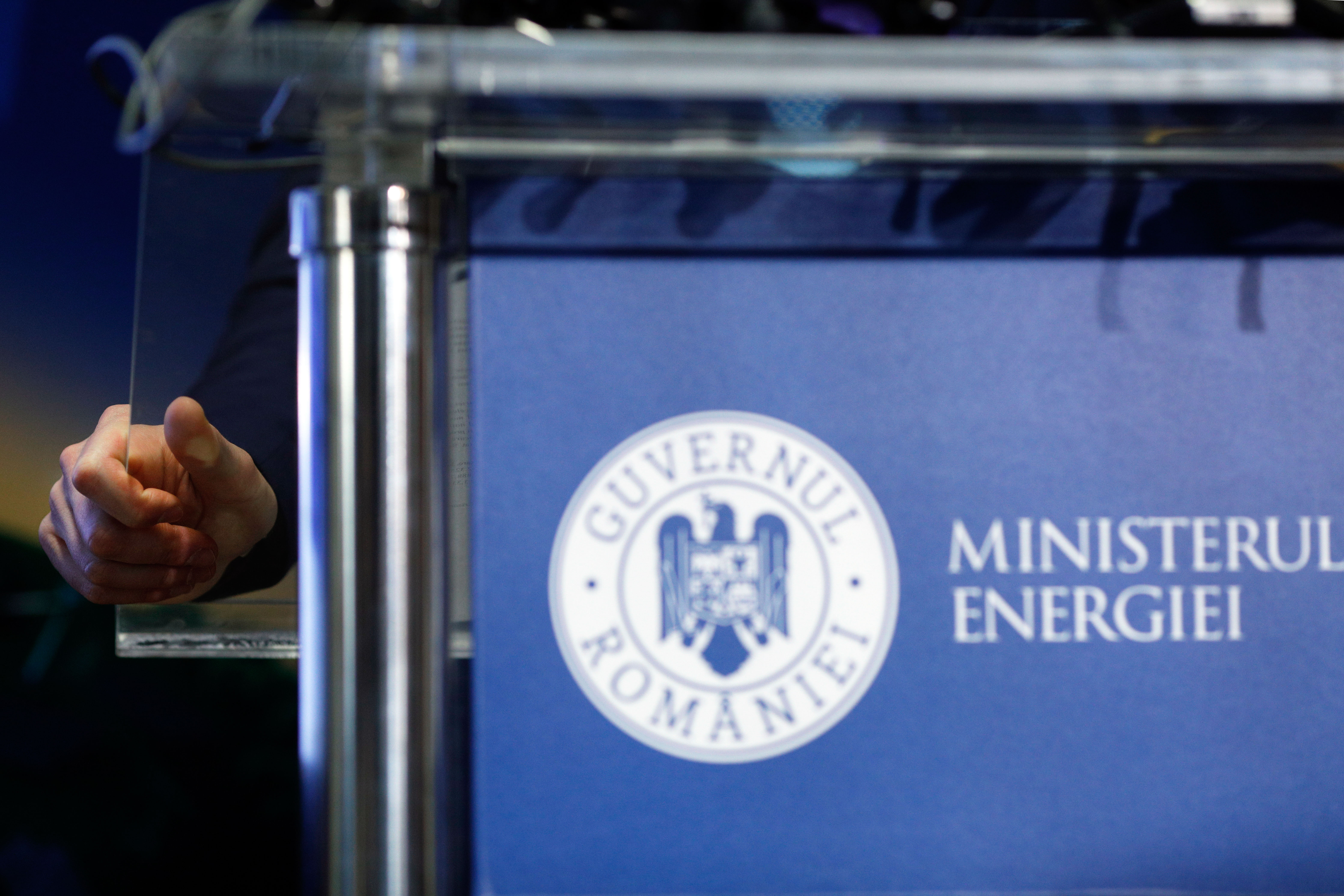 Ilie Bolojan preia interimar Ministerul Energiei, in plina criza politica. Chisalita: „Fara decizii rapide, sistemul risca blocaje”
