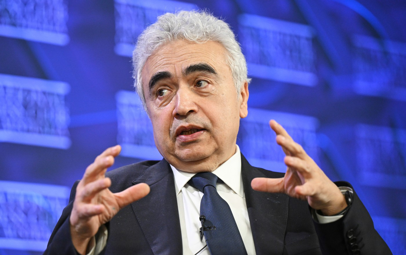 „Vaza este spartă”: Criza petrolului schimbă definitiv industria combustibililor fosili, avertizează șeful AIE