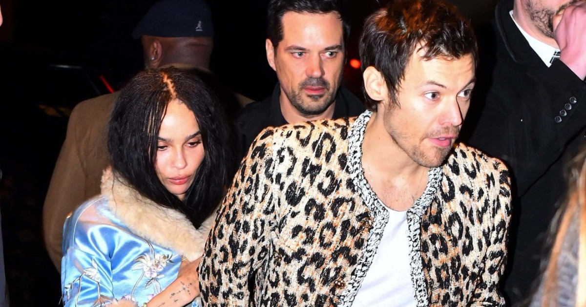 Actriţa Zoe Kravitz şi superstarul pop Harry Styles s-au logodit