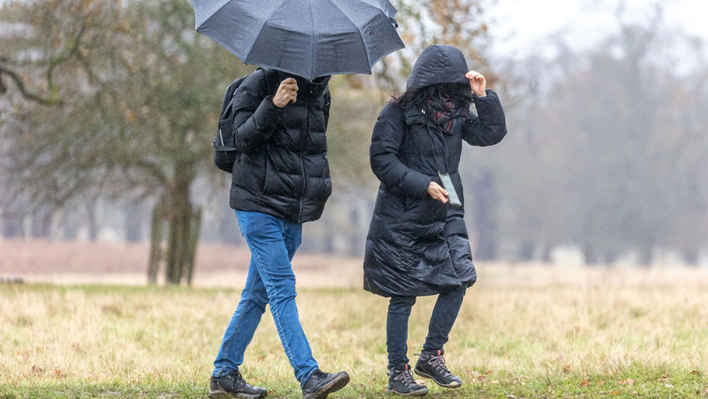 Vremea se schimbă radical: se răcește în toată ţara. ANM anunță ploi, ninsori și vânt puternic. Cum va fi în București