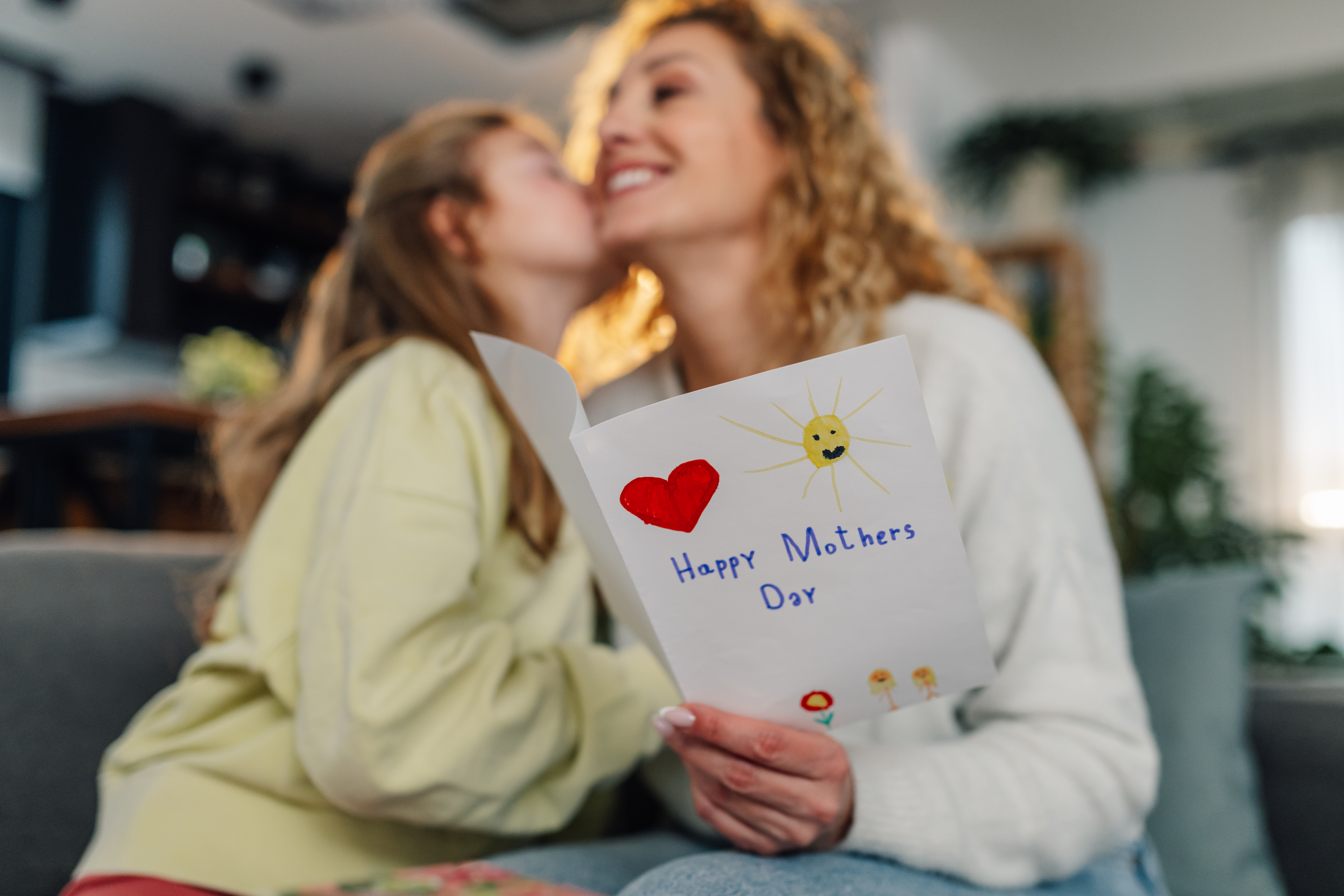 Ziua Mamei 2026, sărbătorită pe 3 mai: Ce semnifică și cum este celebrată în România