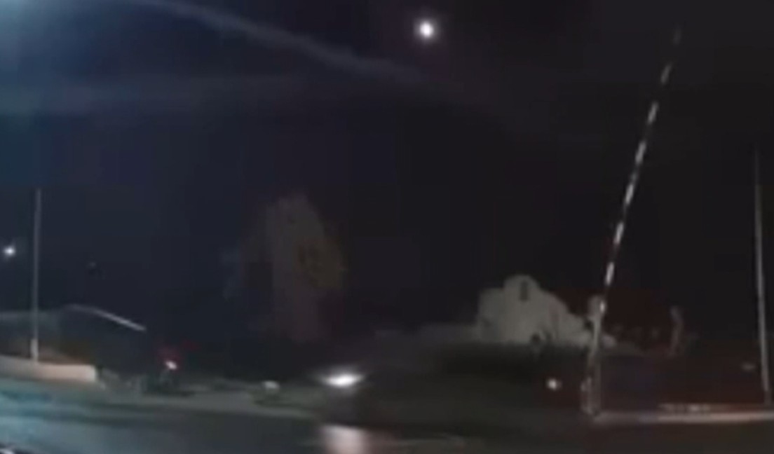 Suporter dinamovist, atacat în trafic de ultrași ai echipei Steaua București. Incidentul, soldat cu accident