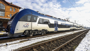tren arf in gara