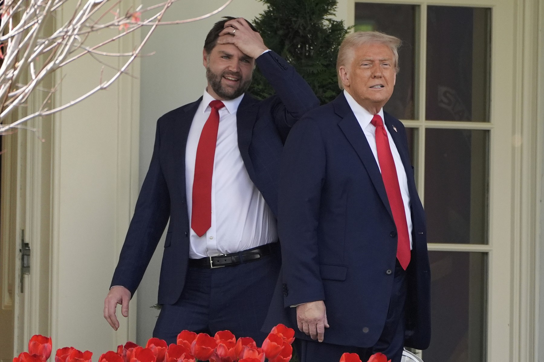 Negocieri de pace în Pakistan. Iranienii spun că nu vor fi prezenți, Trump îl trimite pe JD Vance