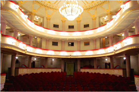 Un tavan fals a căzut peste un actor la Teatrul Național din Iași chiar în timpul spectacolului