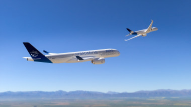 Concept de avion cu hidrogen - randare 3D.