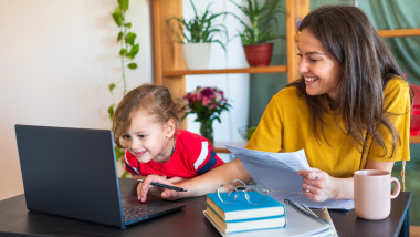 Acte pentru înscrierea la creșă și grădiniță. Foto Getty Images