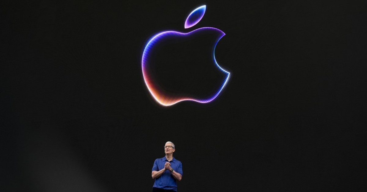 Schimbare la vârful Apple: Tim Cook se retrage după 15 ani la conducere. Cine va fi noul CEO al companiei
