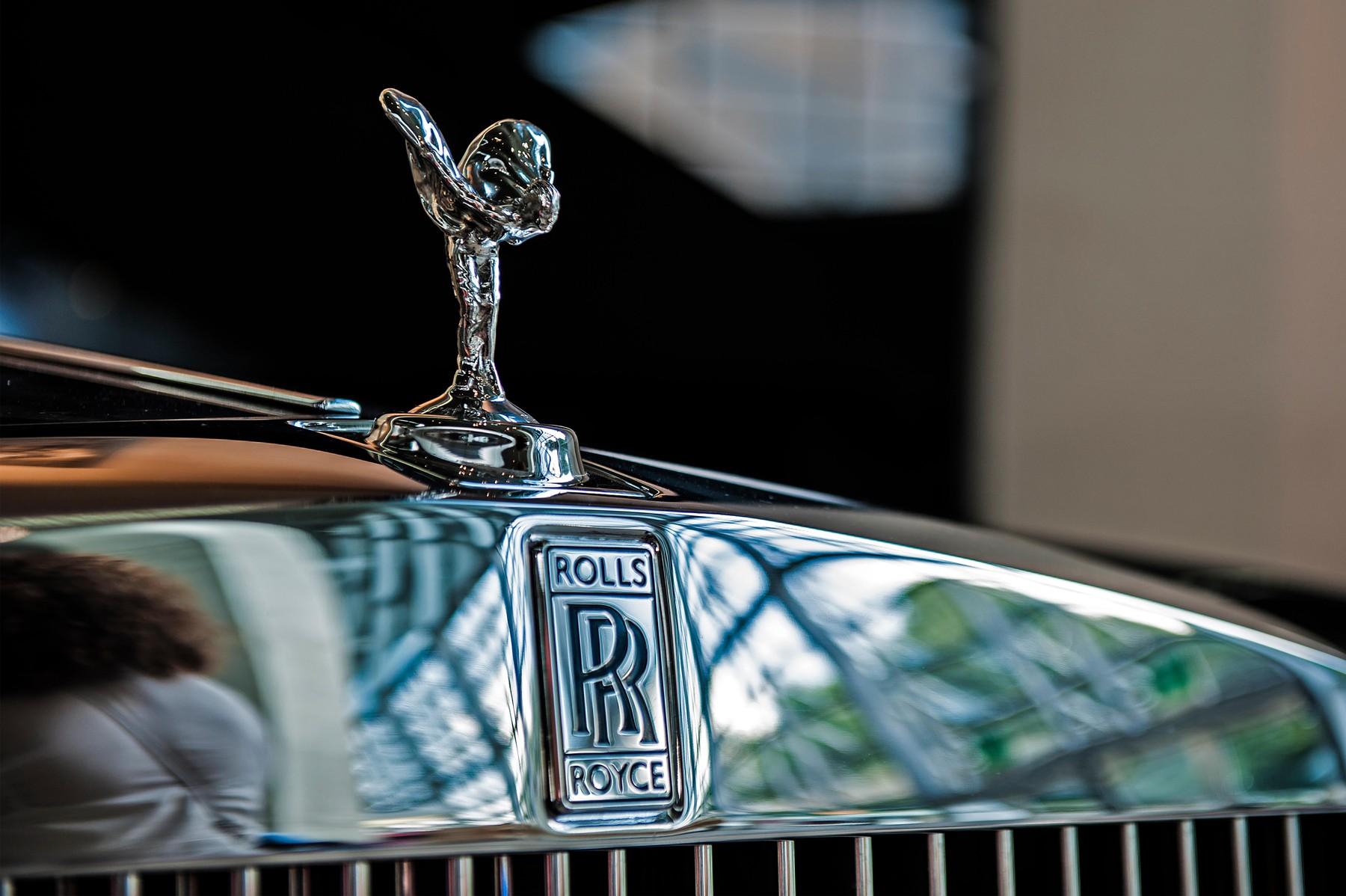 Țara în care o firmă care a exportat mașini de lux în Rusia a primit o amendă de 5 milioane de euro. Cum funcționa schema via Belarus