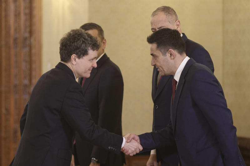 INSTANT_CONSULTARI_PSD_68_INQUAM_Photos_Octav_Ganea