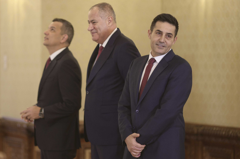 INSTANT_CONSULTARI_PSD_64_INQUAM_Photos_Octav_Ganea
