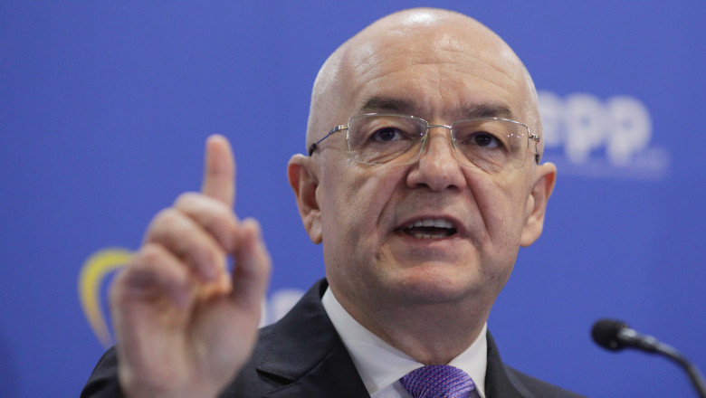 Emil Boc spune că retragerea susținerii de către PSD e „o greșeală istorică cu consecințe grele”: Alternativa este haosul sau dezastrul