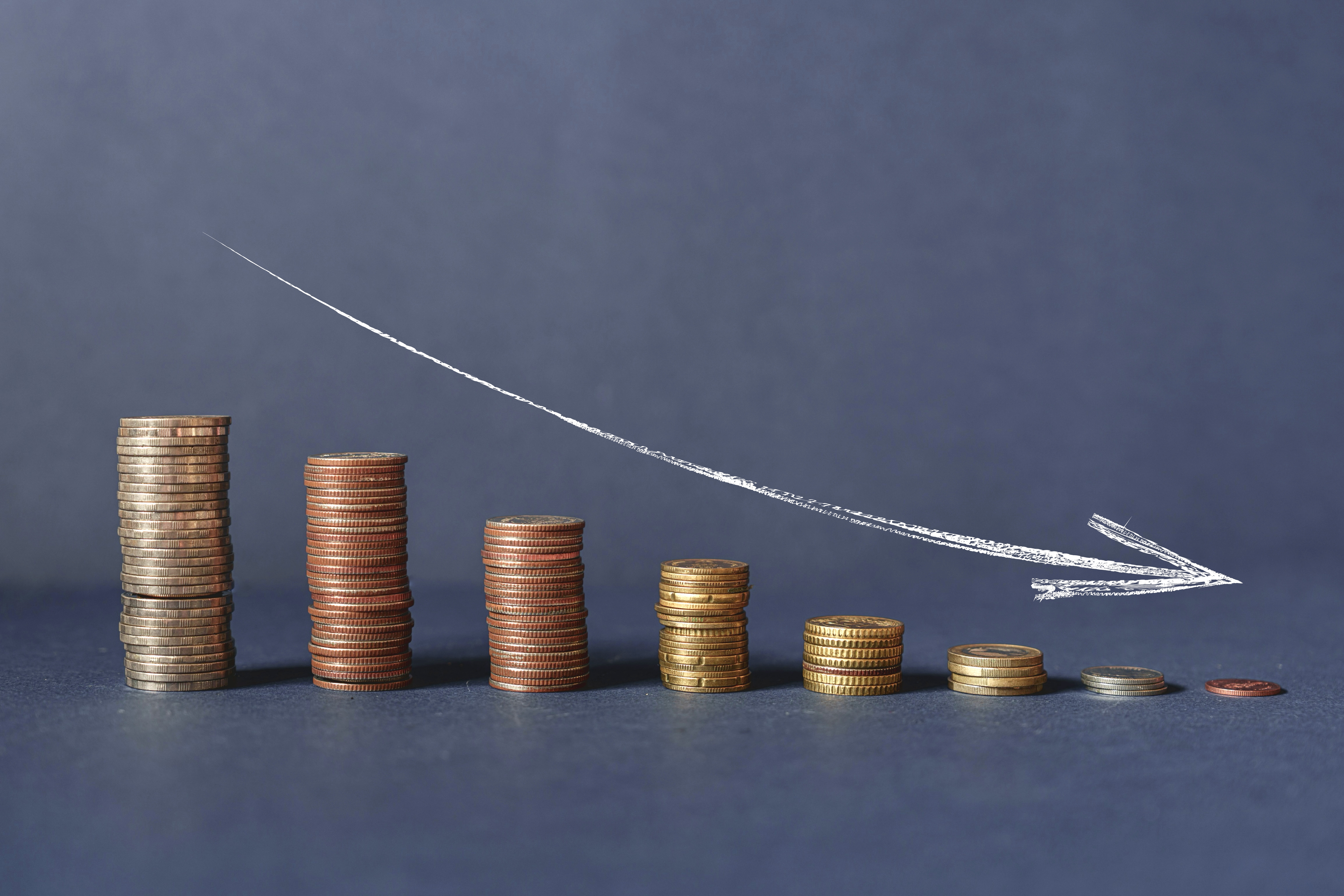 Deficitul bugetar al României a scăzut la 7,9% din PIB în 2025. Nivelul rămâne însă cel mai ridicat din Uniunea Europeană