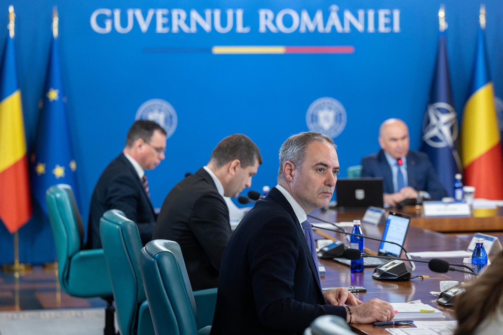 Guvernul României a aprobat semnarea acordului SAFE cu Comisia Europeană. România va putea accesa 16,6 miliarde euro pentru apărare