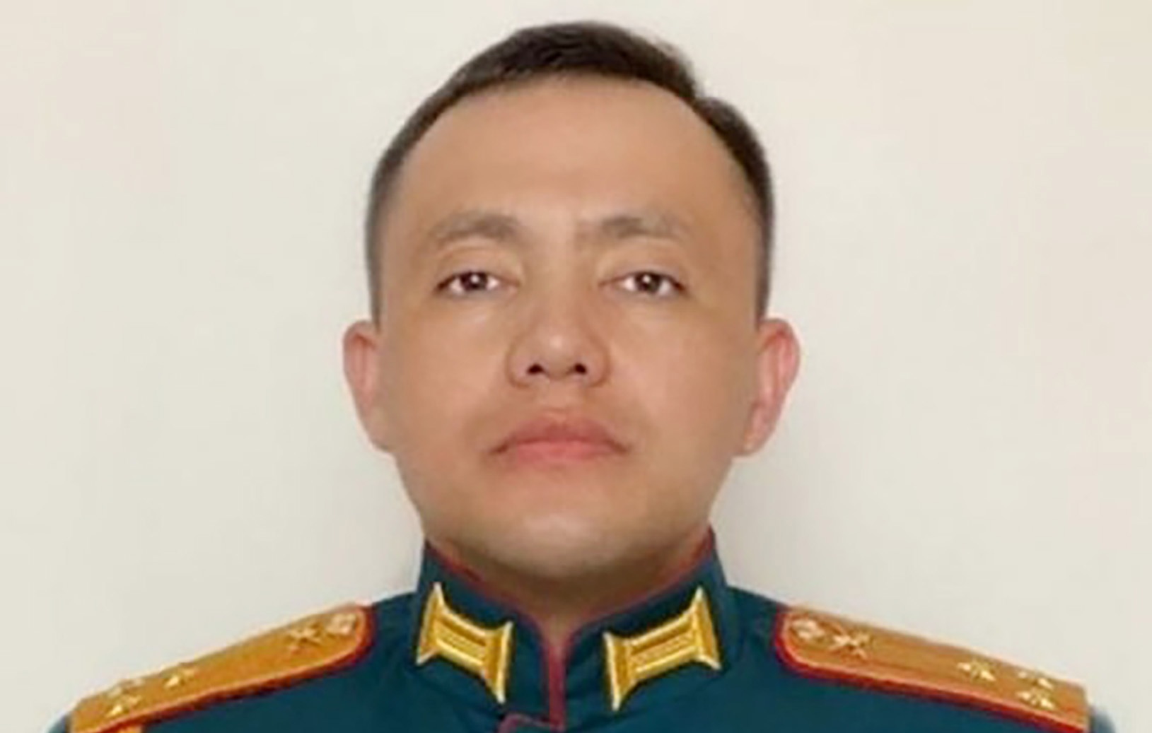 Tentativă de asasinare a „Măcelarului de la Bucea”? Un ofițer rus dintr-un oraș militar a fost ucis de o bombă plasată în cutia poştală