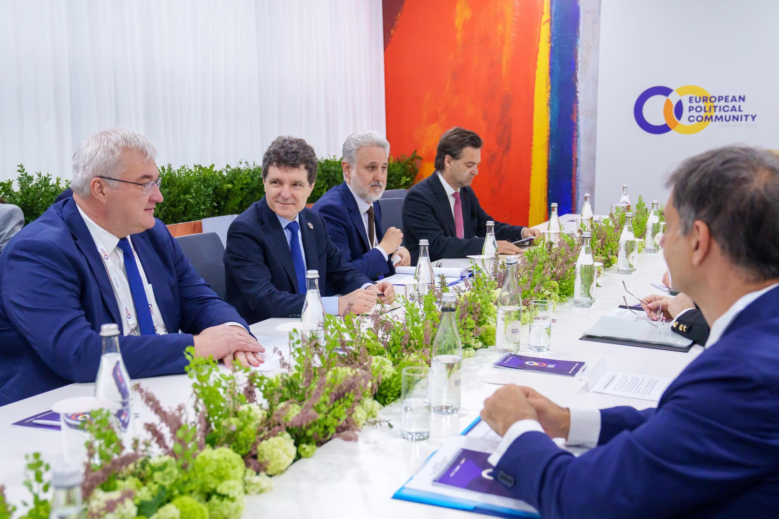 Nicușor Dan a găzduit, astăzi, primul eveniment în cadrul Reuniunii Comunității Politicii Europene de la Erevan
