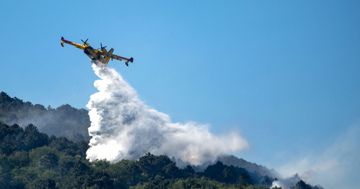 Incendiu violent în Italia: mii evacuate