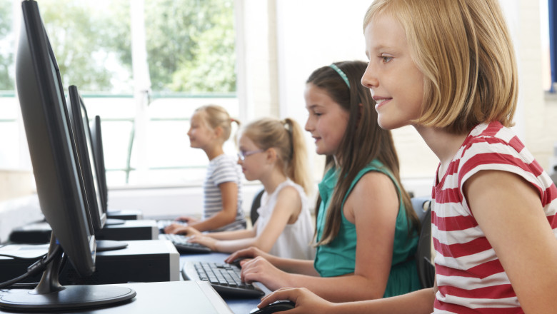 Calculatoare pentru elevi 2026. Foto Getty Images
