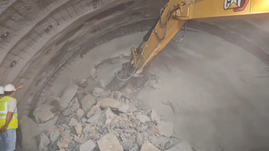tunelul Robești de pe Autostrada Sibiu–Pitești