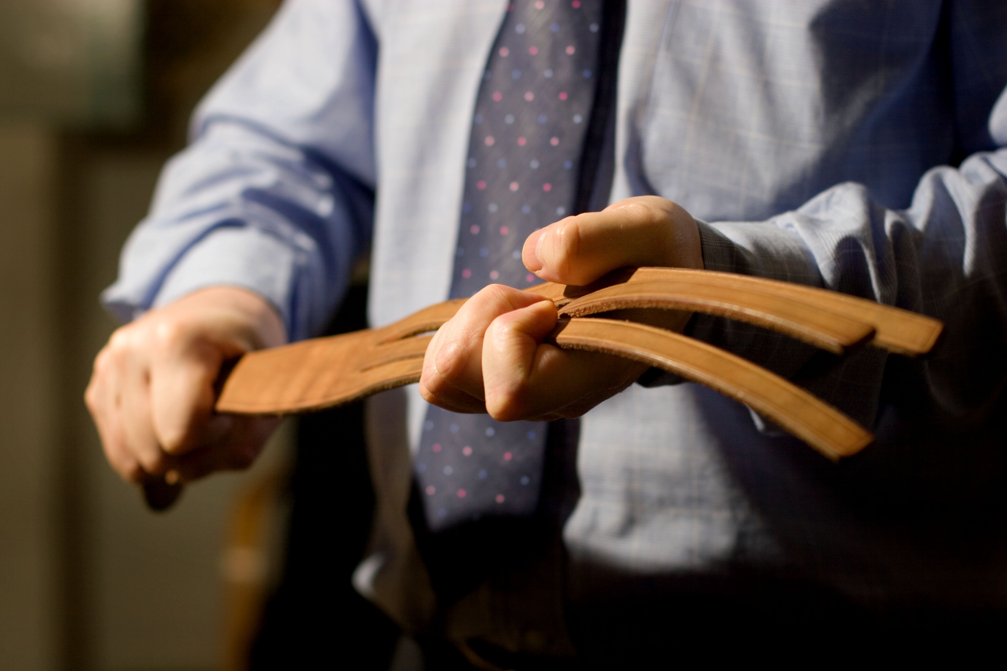 Țara în care profesorii pot aplica pedepse corporale cu băţul elevilor, dar numai cu aprobarea directorului