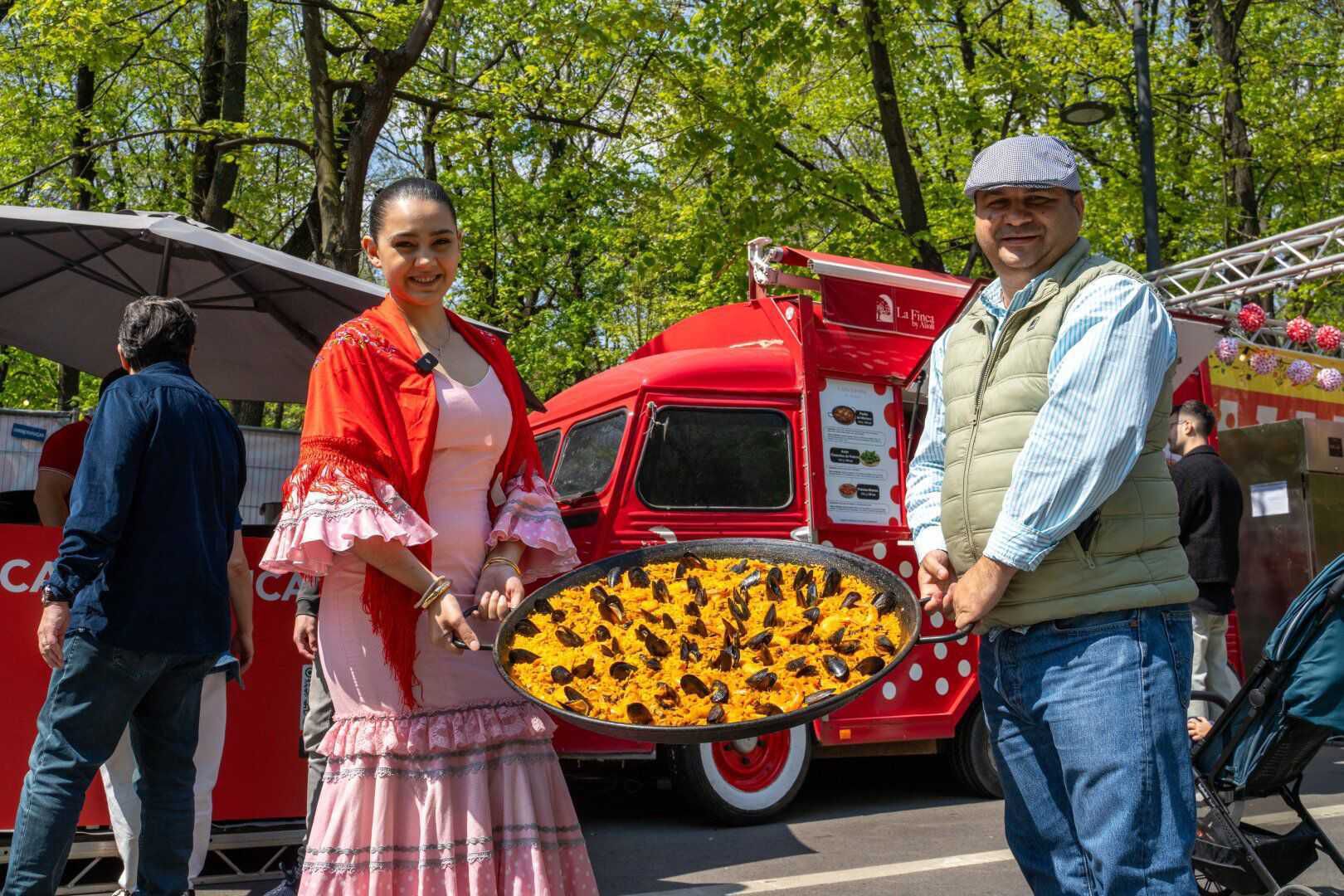 Cum devine Bucureștiul parte din circuitul european al paellei prin Bucharest Street Food Festival