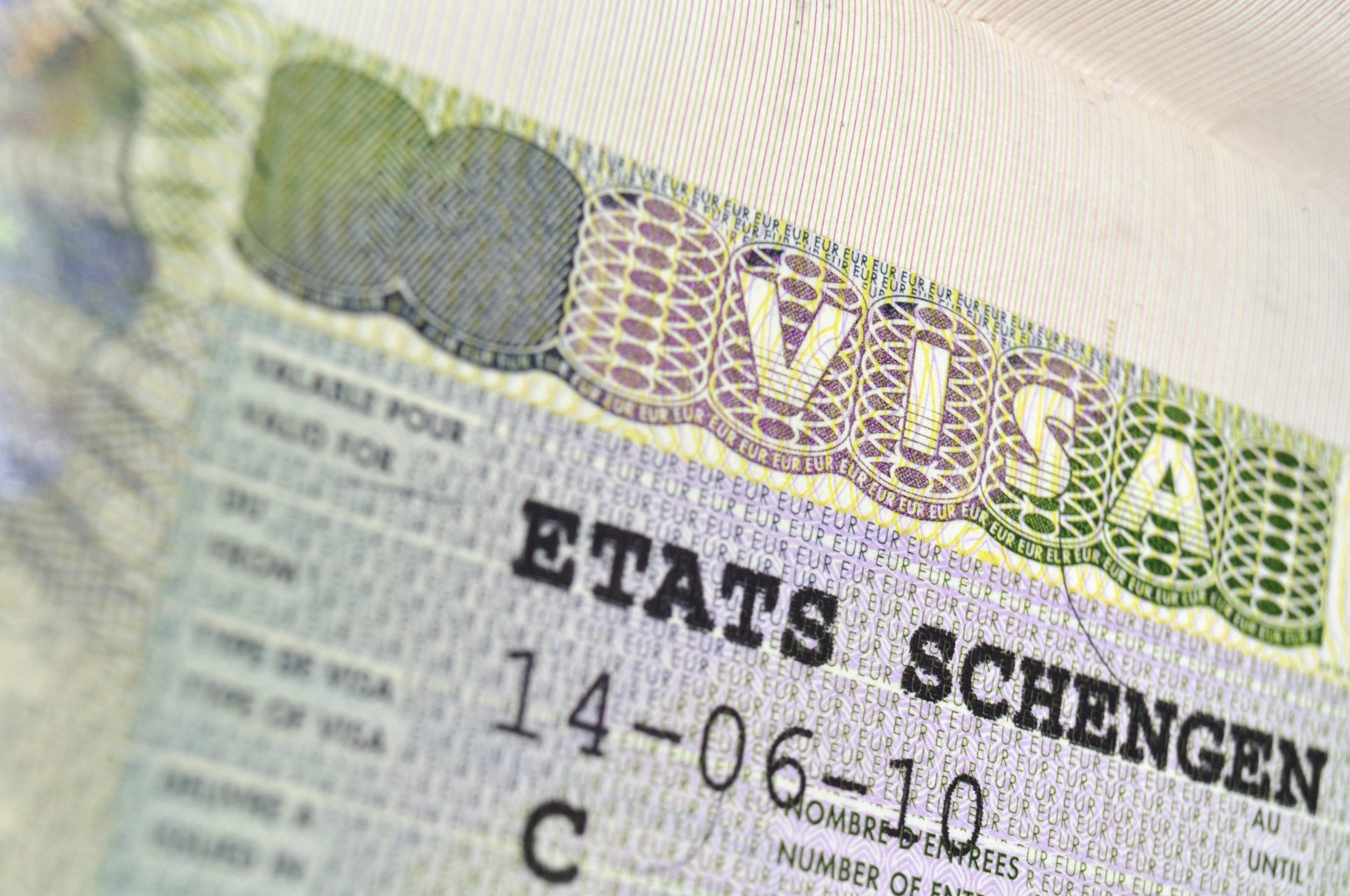 Țările UE au acordat cu 10% mai multe vize Schengen cetățenilor ruși în 2025. Care a fost statul care a bătut recordul