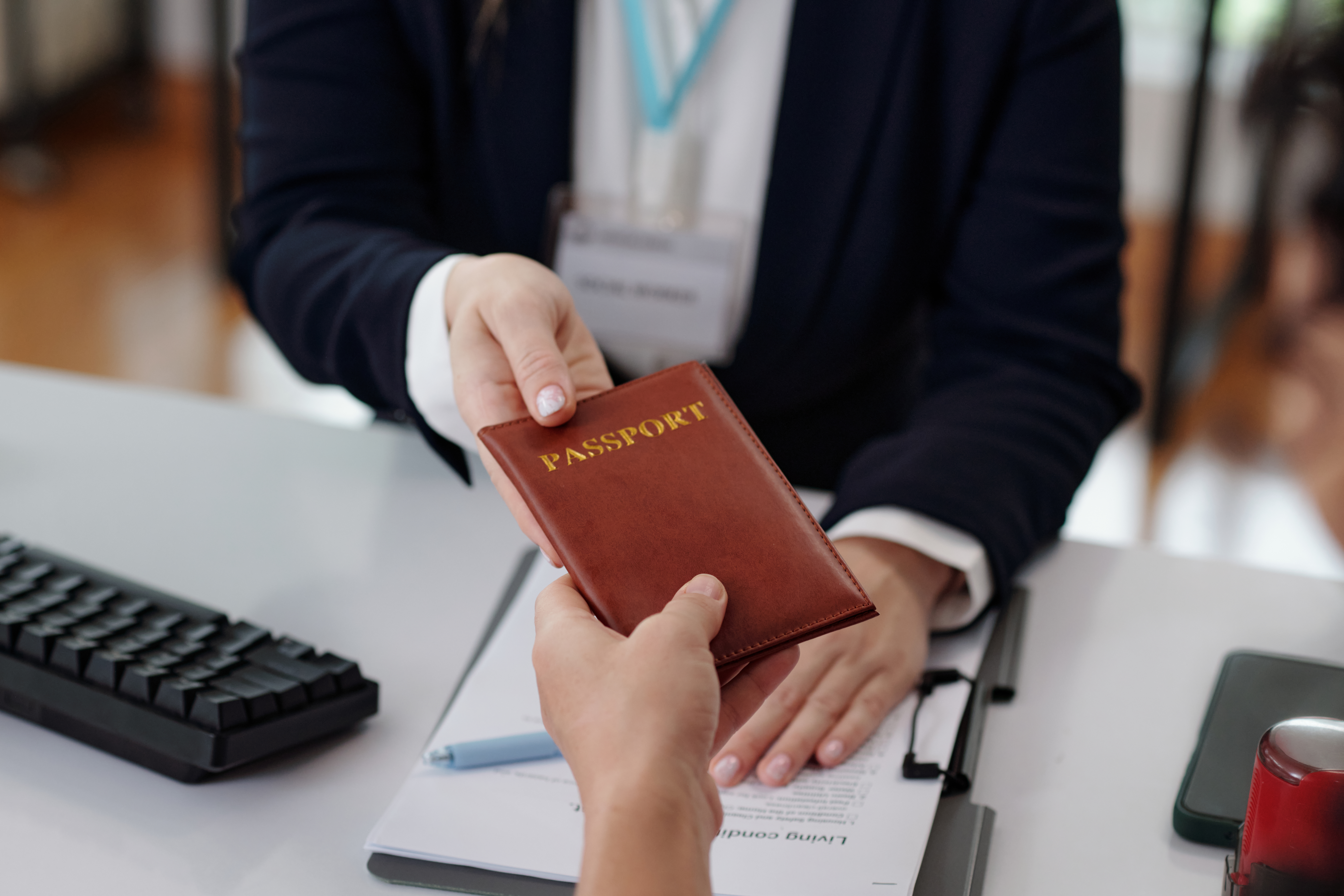 Schimbarea pașaportului în 2026: Acte necesare, costuri și procedura pentru eliberarea unui nou document