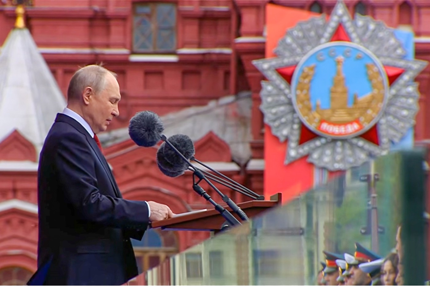 Paradă la Moscova, în Piața Roșie. „Victoria a fost și va fi întotdeauna a noastră”, a spus Putin într-un discurs de peste opt minute