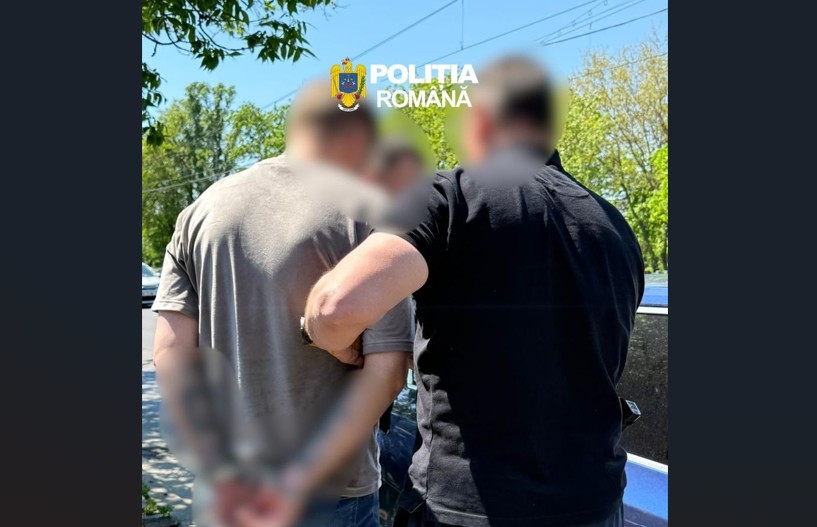 Un român a spart sistemul informatic al unei bănci din Islanda și a transferat 400.000 de euro. A fost arestat și va fi extrădat