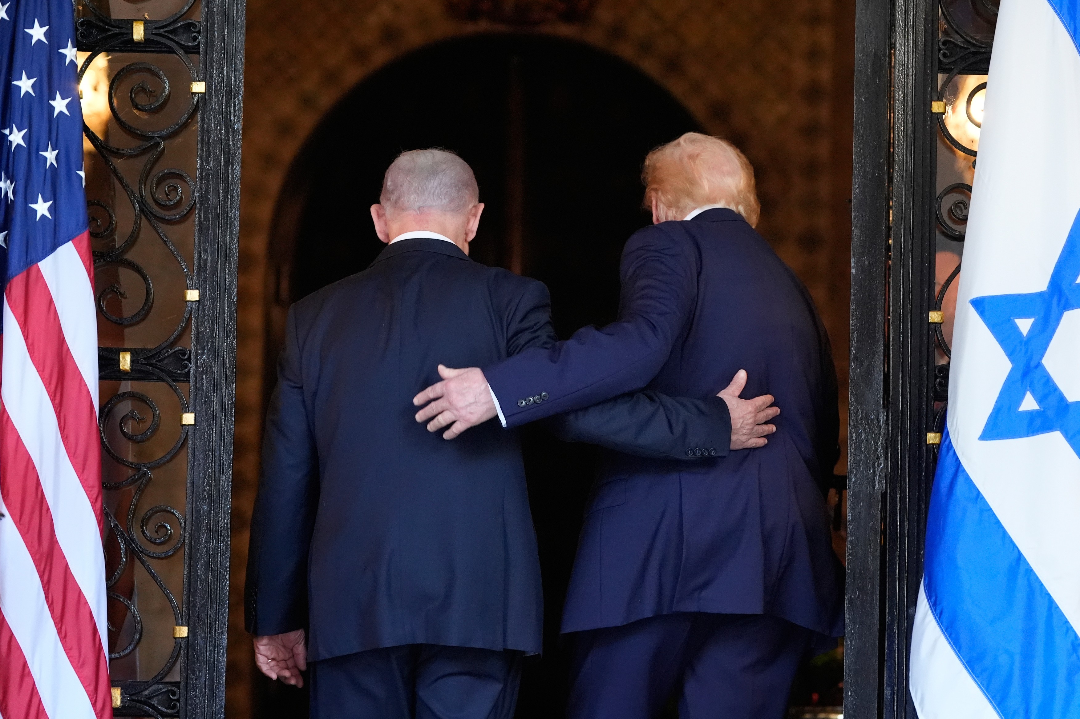 „S-au sabotat reciproc destul de rău”: Tensiuni din ce în ce mai mari în alianța Netanyahu-Trump