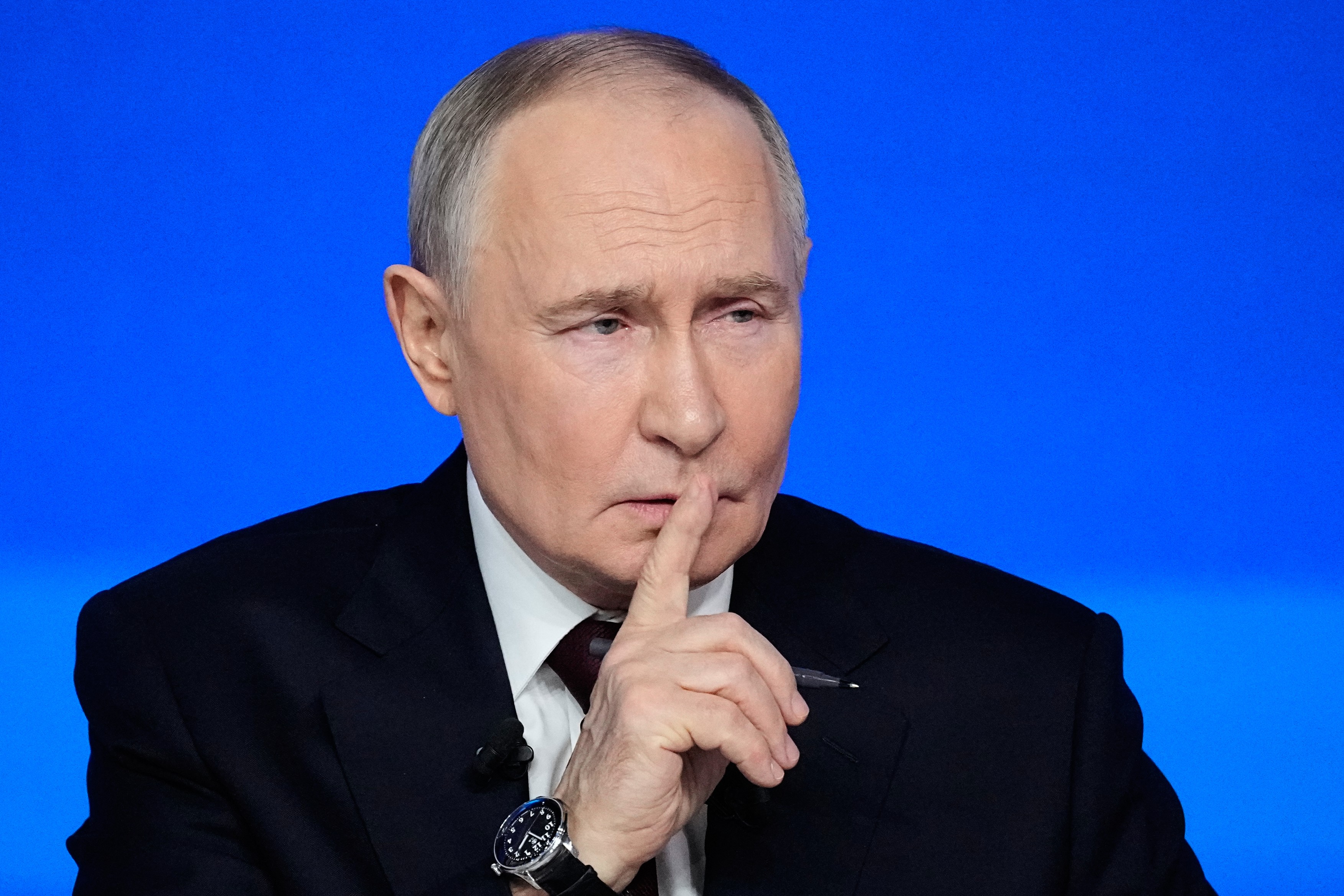 Vladimir Putin acceptă o întâlnire cu Zelenski, dar pune o condiție