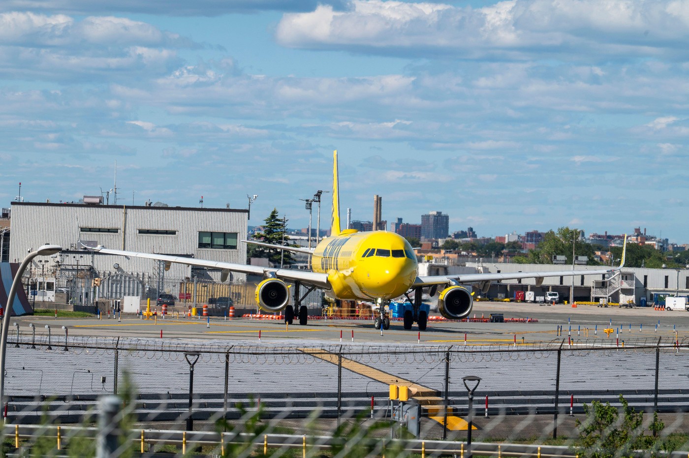 Scumpirea combustibilului închide o companie aeriană low-cost americană: „A fost lovitura finală”