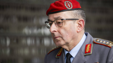 General Carsten Breuer
