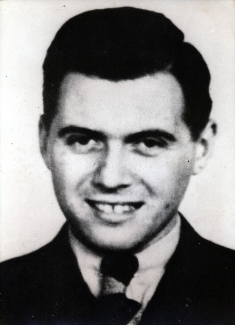 Elveția va deschide dosarele secrete privindu-l pe „Îngerul Morții” de la Auschwitz, Josef Mengele 6 Josef Mengele, German SS officer, physician and war criminal, 20th century. Artist: Unknown