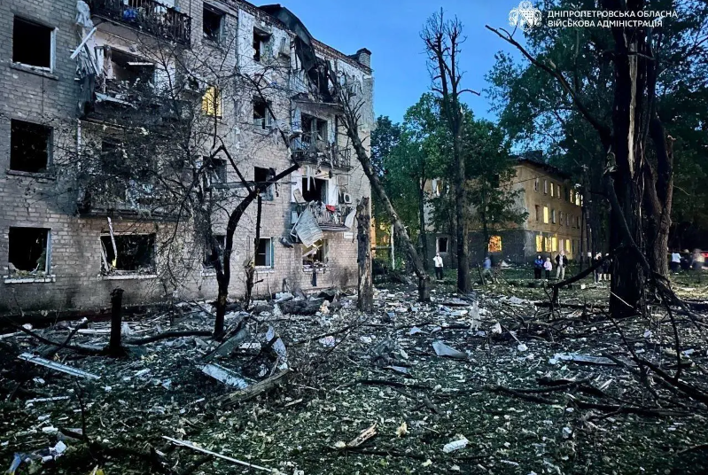 11 răniți după ce Rusia a atacat Odesa și Dnipro cu drone și rachete. Moscova spune că nu a primit niciun semnal pentru noi negocieri
