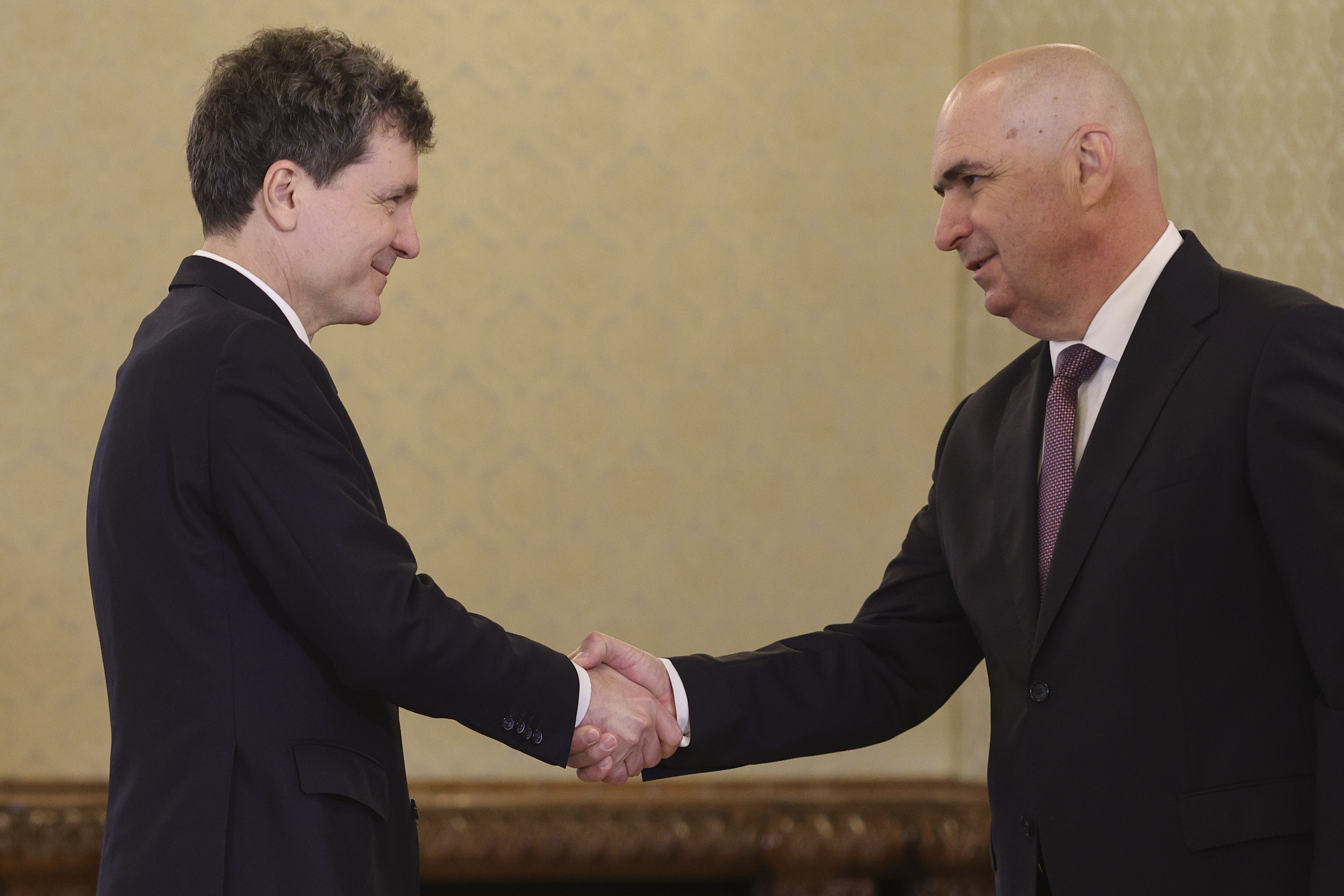 Consultări la Cotroceni. PNL discută acum cu Nicușor Dan despre viitorul guvern. Surse: Delia Velculescu, posibil premier tehnocrat