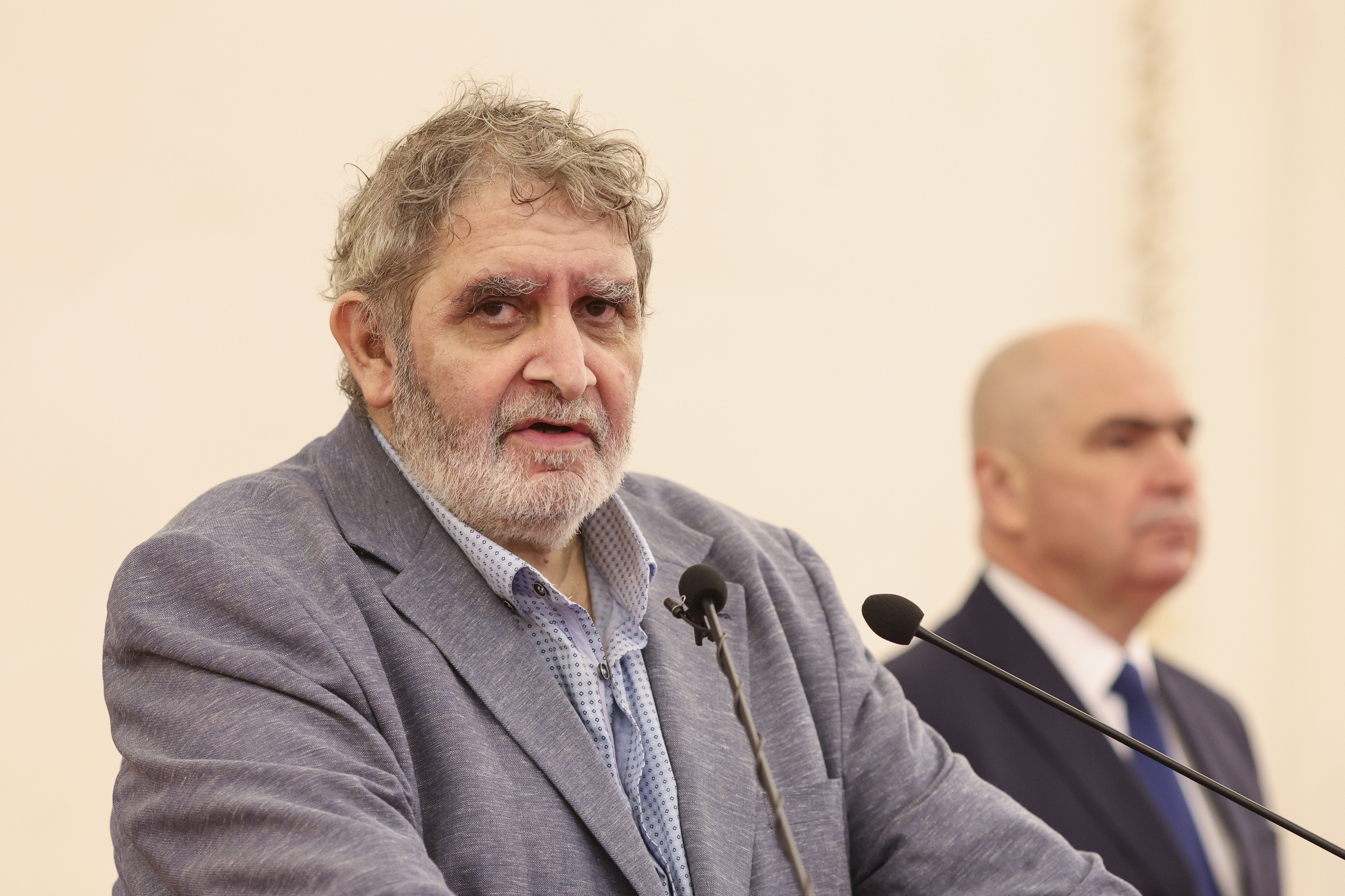 Varujan Pambuccian, după discuțiile cu Nicușor Dan: „Vrem o reconstrucție a Coaliției, în jurul nucleului PNL-PSD”