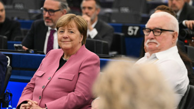 Angela Merkel și Lech Walesa, la Parlamentul European. Foto Profimedia