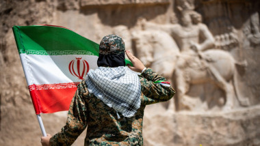 On the 60th day of the war between Iran and the US-Israel ally, people in Fars province gathered beside the more than 3,000-year-old sites of Persepolis and Naqsh-e Rostam in response to Trump’s threat to “Erase Iranian Civilization.” The most powerful ol