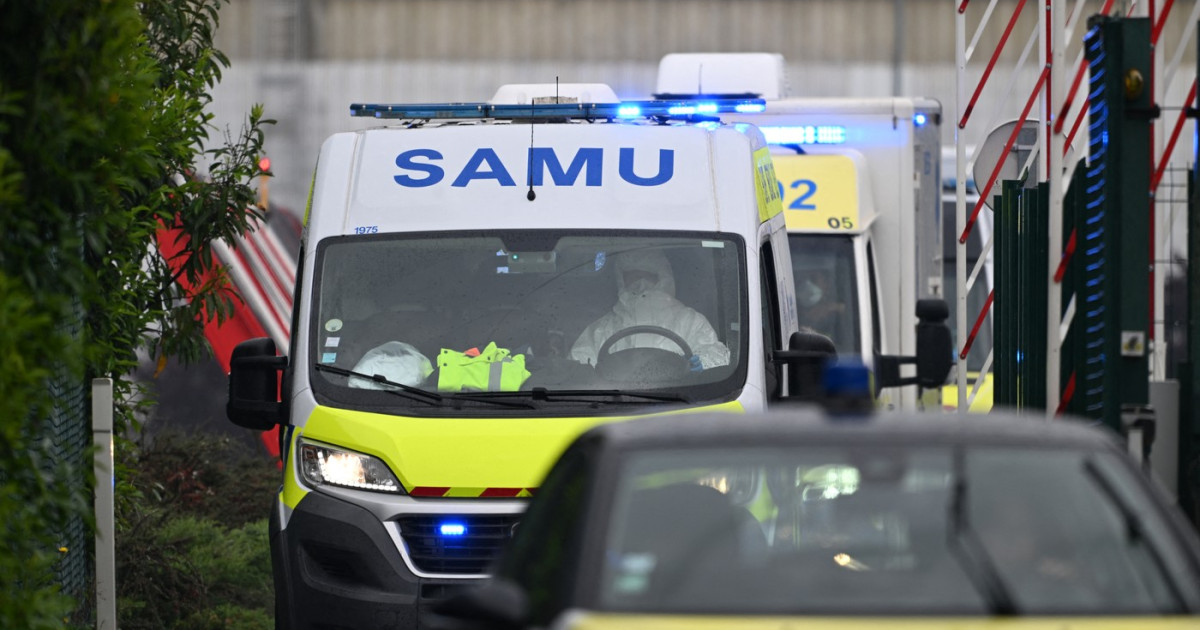 Unul dintre francezii evacuați de pe nava cu hantavirus a prezentat simptome. Autoritățile au impus izolarea strictă