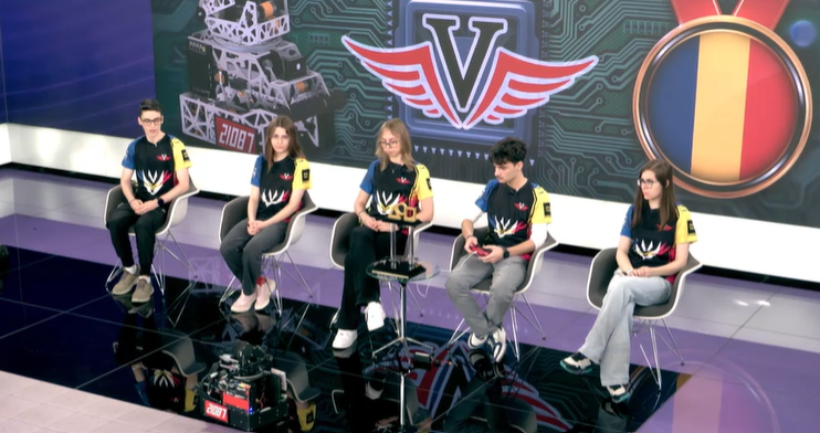 Cum au ajuns cinci elevi din Brăila campioni mondiali la robotică: „Sunt zile în care am stat câte 12 ore la liceu”