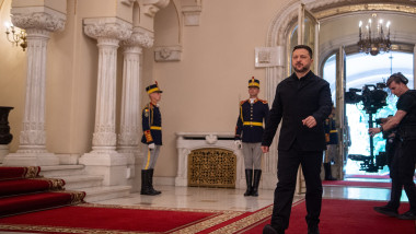 volodimir zelenski la summitul b9 de la palatul cotroceni