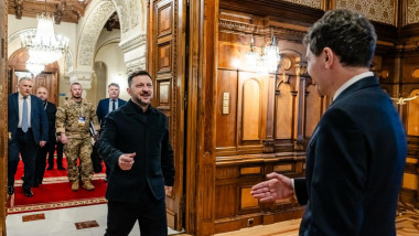volodimir zelenski si nicusor dan se intalnesc la paltul cotroceni