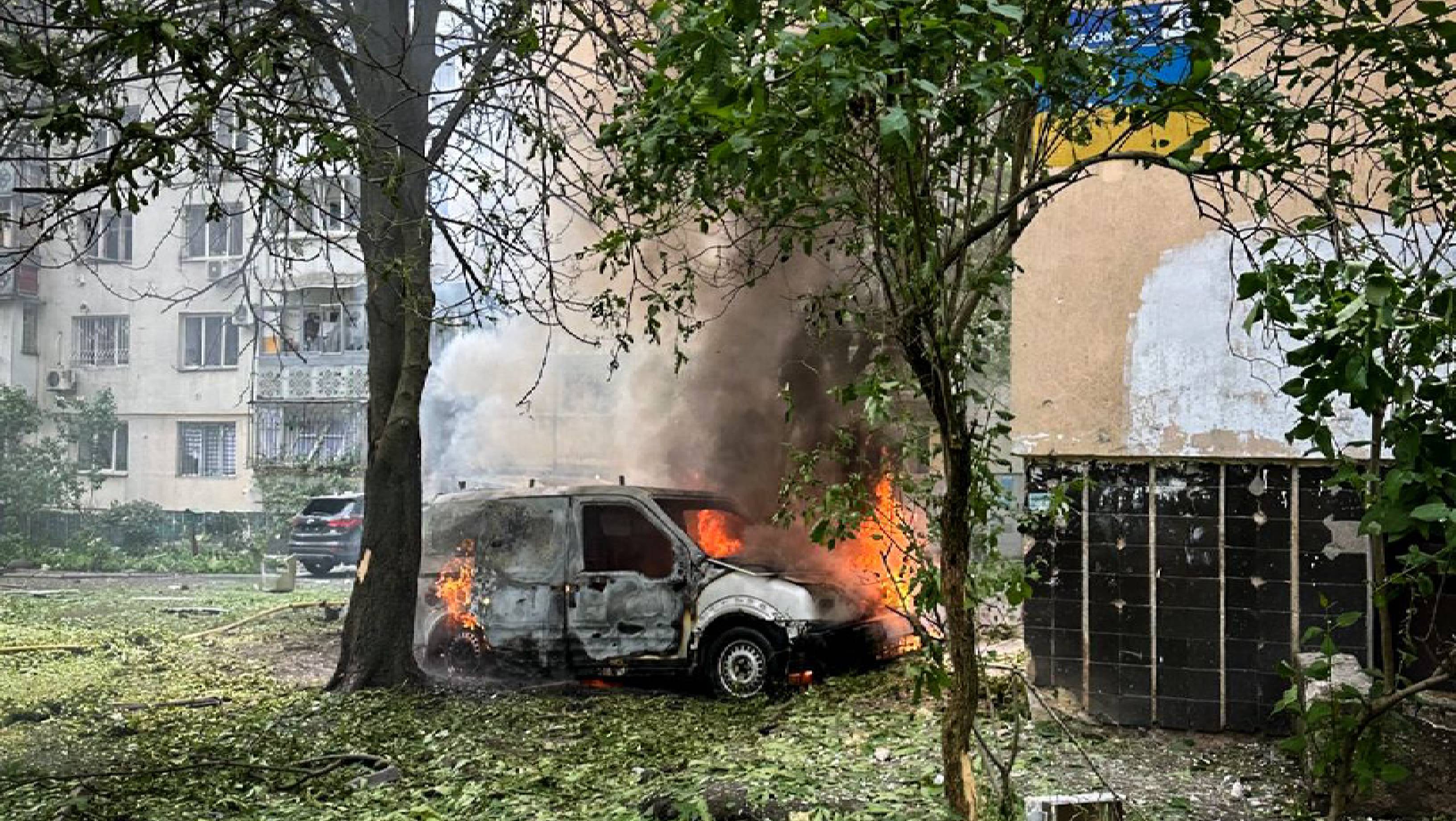 Ucraina, vizată de Rusia cu peste 800 de drone: cel puțin șase morți. Cea mai lungă alertă de atac aerian în regiunea Cernăuți