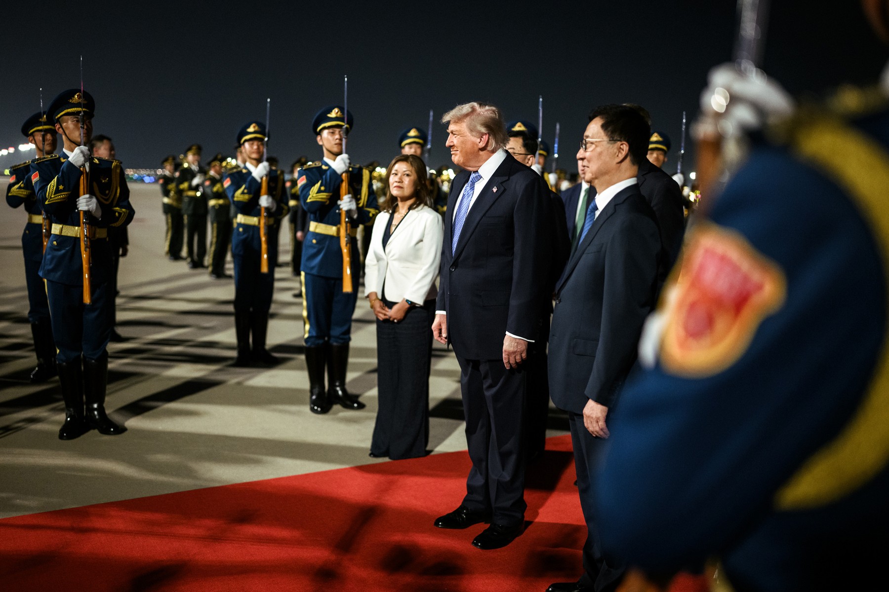 Summitul SUA-China: Trump afirmă că va discuta despre vânzările de arme către Taiwan, încălcând politica americană de zeci de ani