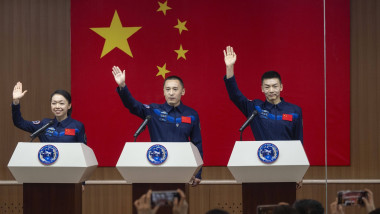 astrnauti china
