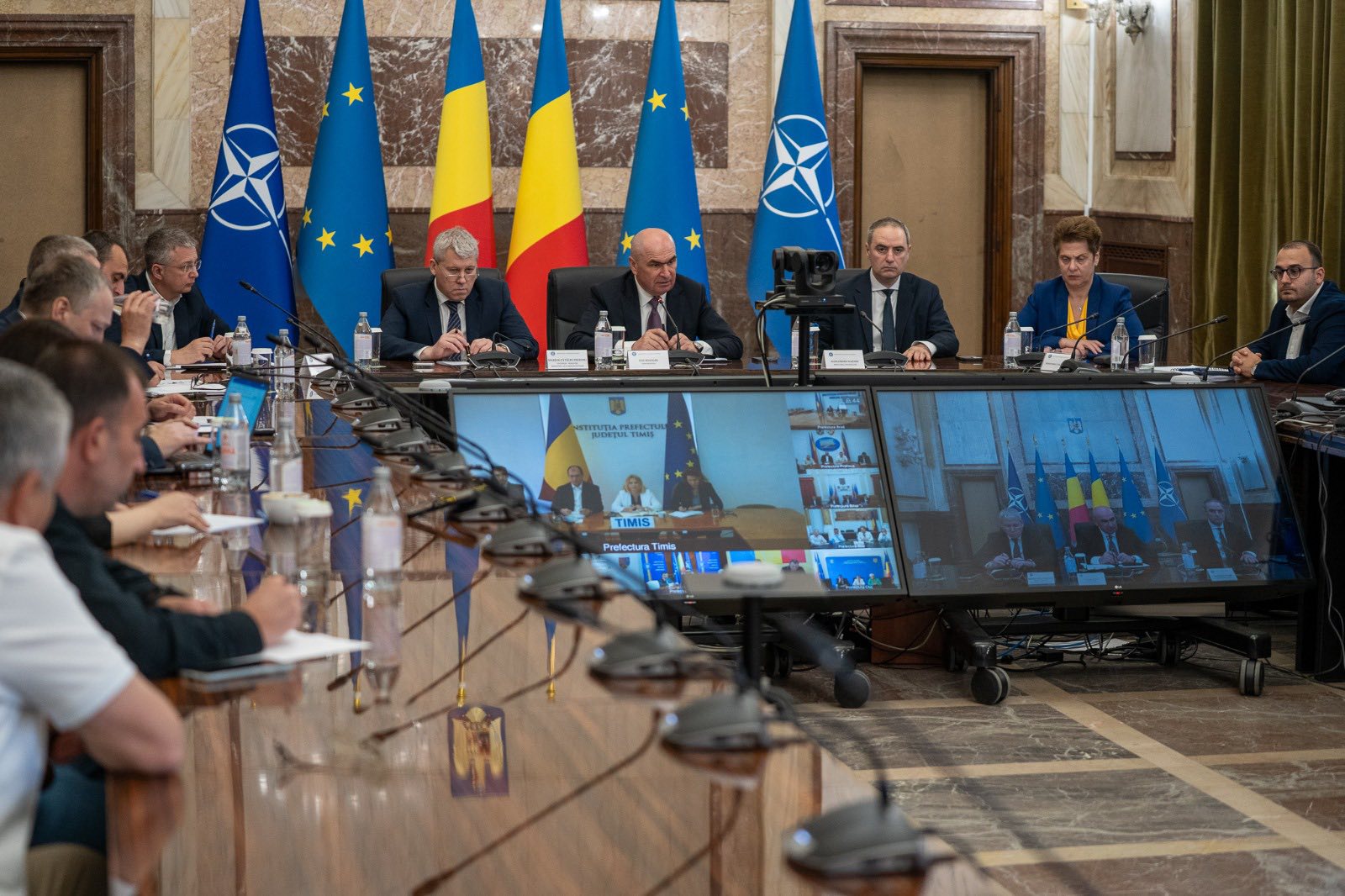 Bolojan le cere prefecților să adune urgent date despre stadiul real al proiectelor PNRR. Termenul limită expiră marți