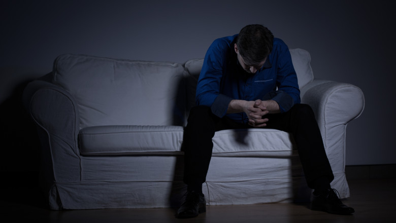Aproape 1,2 miliarde de oameni din întreaga lume suferă de tulburări psihice. Numărul acestora este în creștere (STUDIU)