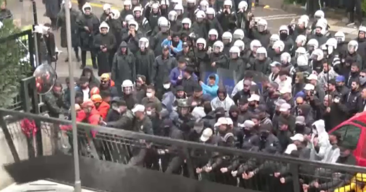 Sediul CHP din Turcia, asaltat de poliție